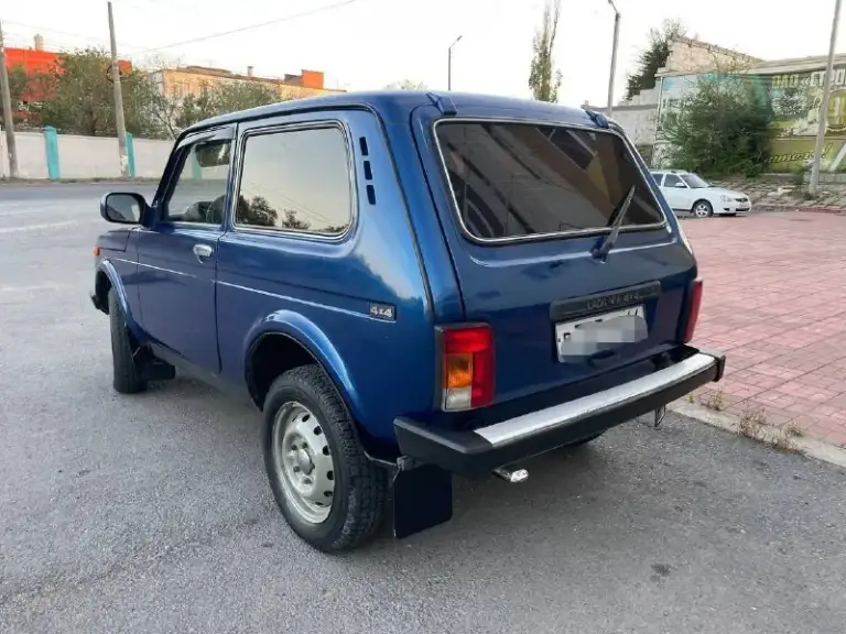 Продам ваз нива 2006 года
Автомобиль в очень хорошем состоянии.
Ходовая часть отрабатывает идеально.
Днище и пороги без дыр и корозии.
Двигатель, коробка, раздатка-работают без нареканий, не дымит не троит, все включается, не выбивает. Пяти ступенчатая
Автомобиль оснащен: инжектор, усилитель руля
,Електростеклоподьемники, подогрев сидений.
Документы в полном порядке
Цена 355 т. Р
Номер для связи
+79496994520
Номер telegram, whatsapp +79658891893
📲 Tg: управление всеми управлениями
📞 Звоните: +7(949)6994520 - фотография - 4