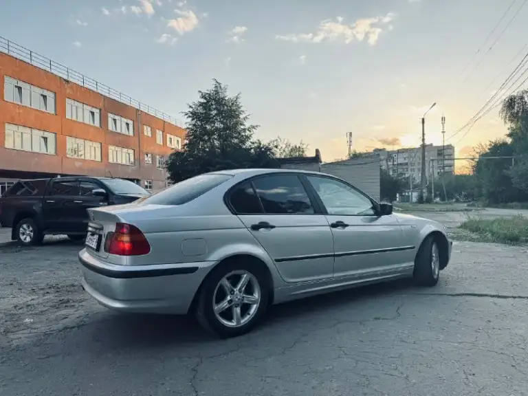 🚘 Bmw e46 рестайлинг — стильный и бодрый авто!

• Двигатель — бензин: 2.0л (143 л. С).
• Коробка — механика.
• Привод — задний.
• Год выпуска — 2002г.
• Пробег — 387.000км.
• Топливо — бензин.
• Резина — michelin r16 (лето).
🎁 Зима michelin на литых дисках в подарок!

✅ Легендарный авто в отличном состоянии по хорошей цене:

• Салон максимально ухожен.
• Подкапотка, ходовая, кузов — без сюрпризов.
• Ни гнили, ни ржавчины.
• Масло не жрет, электрика и климат, работает идеально.
• Музыка, стеклоподъемники и т. Д. Функционируют "на ура"!

💲 Цена: 870.000₽

📍 Находится: г. Красный луч
📞 Тел: +7 959 164 93 81
📱 Telegram: @moveanway - фотография - 4