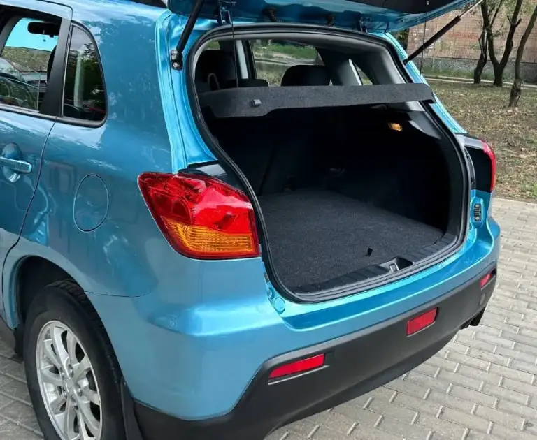 Продам mitsubishi asx рест,
Год выпуска:2012
Обьем двигателя:1.6
Кпп механика
Родной пробег 129.000км
Один владелец,
Авто в родном окрасе!
Комфортабельный, вместительный надёжный японский кроссовер
Автотека✅

Авто в идеальном внешнем и техническом состояние,
В родном окрасе,
Мотор коробка 5+ готов на любую проверку на сто

Комплектация: бортовой компьютер, подогрев сидений, кондиционер, электро зеркала, ,парктроник, хорошая акустика, два комплекта резины с дисками! Полный комплект ключей
Складывающие сидение, комфортный багажник

За машиной очень ухаживали
Есть все необходимое для комфортного вождения.
Этa мaшинa oчень достойный вариант, для любой мecтнoсти! Экономичный, шустpый и самоe вaжнoe надёжный! Кроссовер
Очень надeжные японскиe мoтopы, которые отлично сочетаются с механической коробкой передач

Продажа с переоформлением
Номер телефона
+7949-510-46-92
+7949-501-4999

Цена 1.070.000р

Г. Донецк - фотография - 5