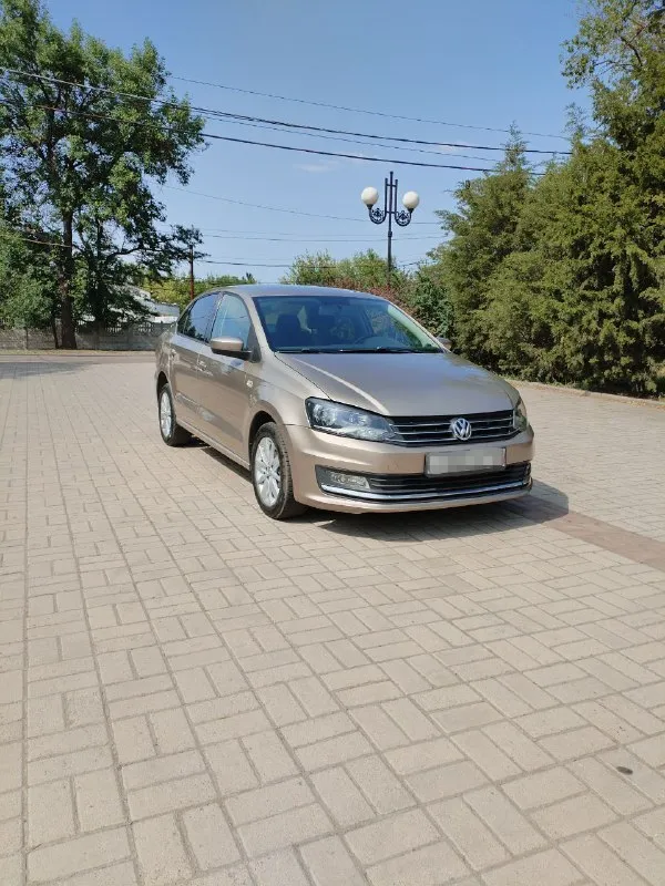 Продам volkswagen polo год выпуска 2017, объём двигателя 1.4 (турбо) 122 л. С, кпп семи ступеней автомат пробег 185000км, в комплектации: 4 стеклоподъёмника, парктроник, климат контроль, круиз контроль, мультируль, регулировка и подогрев зеркал. Подогрев сидений, центральный замок/сигнализация, автозапуск. 2 ключа. Птс оригинал, 1 собственник. Любые проверки. Цена 1120000 осмотр макеевка.
Дополнительная информация по телефону +79493027533 +79495800251 или телеграм - фотография - 3