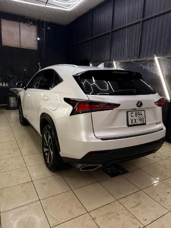 Продам
Lexus nx 300
2021 Год
Пробег 33 000 км
2 Л турбо (238 л. С. )
Коробка - полноценный автомат
Полный привод
Максимальная комплектация, , кожаный салон, электропривод сидений, память сидений, подрулевые лепестки, двухзонный климат-контроль, люк, подогрев сидений, вентиляция сидений, без ключевой доступ всех дверей, адаптивный круиз контроль, удержания в полосе, датчики слепых зон, датчики света, системы предупреждения о столкновении, подогрев руля, круговые паркторники, камера заднего вида, 3 режима езды, шикарная мультимедиа с поддержкой carplay и android auto, электро привод багажника, открытия багажника взмахом ногой, куча вспомогательных ассистентов и опций, все перечислять не буду
Машина в отличном состоянии, по тех части на твердую 5, никаких ошибок неисправностей нет, работает каждая кнопка, каждая функция, мотор, коробка, ходовая часть, идеально, стекла все родные, подушки безопасности все на месте
Кузов ровный красивый
Ма
📞 Звоните: +7(988)6786418 - фотография - 5