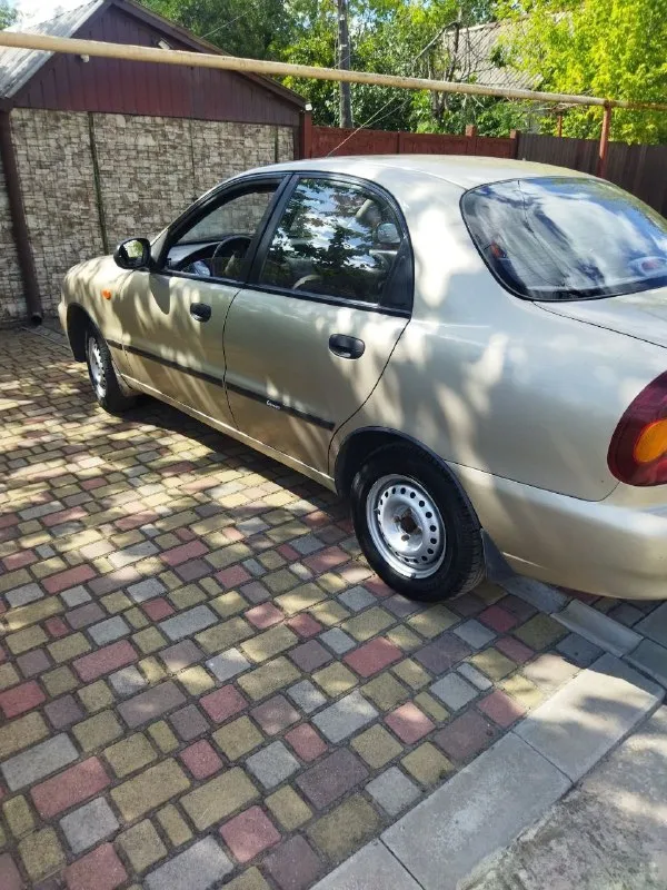 Daewoo sens
2012 Года выпуска
Двигатель - 1.3 mt
Единственный владелец с момента покупки в автосалоне!
Родной пробег - 108.000км
Дополнительно установлено 4 поколения
Все остальные подробности по телефону:
+7 (949) 449-55-85

Цена: 330.000 🔥
📞 Звоните: +7(949)4495585 - фотография - 3