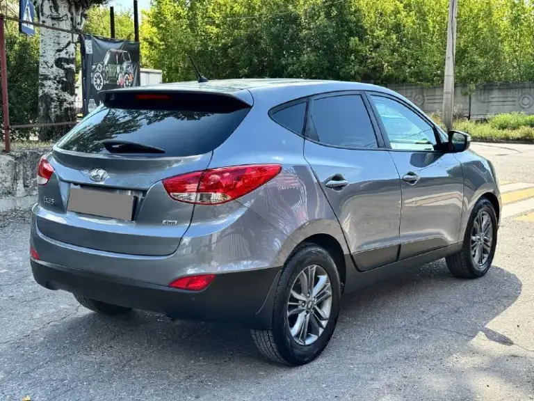 Hyundai ix35
2015 Года выпуска декабрь
Выехала из автосалона в 2016 март
2.0 Бензин, автомат
Состояние идеальное нового авто
149.000 Км пробег оригинал
Автотека зеленая
Вся в заводской краски
В хорошей комплектация
Технически идеалное авто
Прошла полное то 1.000 км назад
Работает отлично, не дизелит, без задиров, ровно четко работает без лишних звуков
Хороший торг у капота
И только реальному без воздуха
Все вопросы по телефону
Юридически кристально чисто
1.420.000₽
+7
📞 Звоните: +7(949)3829905 - фотография - 3