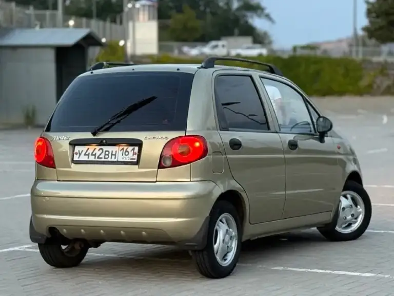 ❗❗❗ Срочная продажа авто
Внимание коробка автомат
 В продаже ⚡⚡⚡daewo matiz⚡⚡⚡
Машина в идеальном состоянии
Просто 💥💨💯
Объем 0.8
Кпп автомат
Мягкая и очень приятная ходовая
Авто без вложений
В идеальном состоянии
Ни гнили ни ржи
И без намёков на это

Авто 2006 года
Хорошая комплектация 
Салон аккуратный и опрятный
Все что должно работать работает
Электростеклоподъемники
Кондиционер дует ледяным
Обогрев заднего стекла
Хорошая магнитола
Гур
Двигатель шепчет 🫀
Звонить по номеру
+79495608789
Цена 355.000
Город донецк
Хороший торг реальным покупателям - фотография - 3