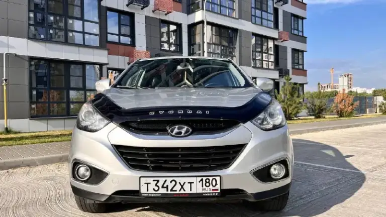 Hyundai ix35

Цена 900 тысяч
Торг срочно
Личное авто без вложений в родном окрасе 2011 г, в механика 2.0 двиготель отличный масло не ест работает идеально ! Хорошая комплектация двух зонный климат контроль подогревы сидений перед зад лобового зеркал, складывание зеркал абс аирбаг и многое другое 160 тысячь пробега тел +7 (949) 068-48-89 осмотр макеевка - фотография - 1