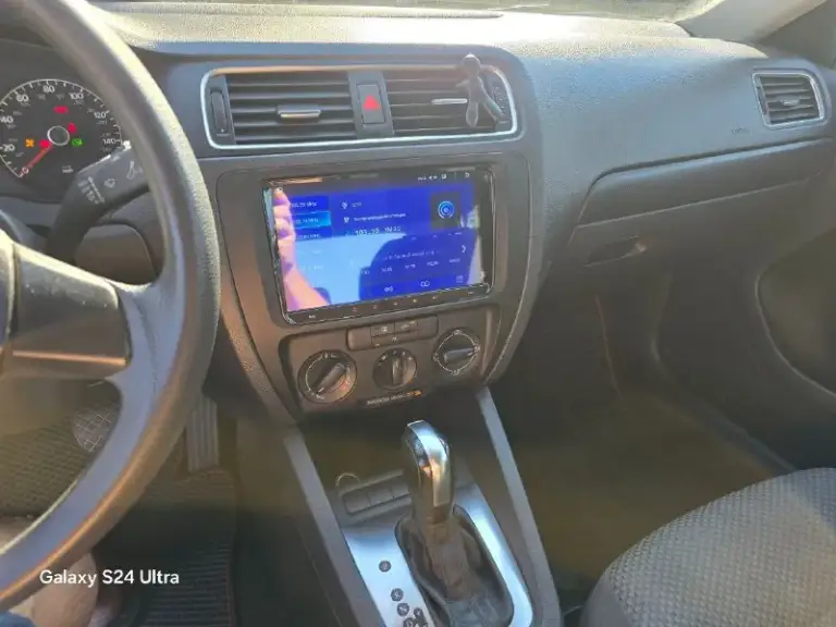 Volkswagen jetta 2.0 at, 2011, пробег 155 000 км машина пригнана с грузии в 2017 году. По донецку проездила 32 тыс км. Коробка автомат. Машина в идеальном состоянии, обслуживалась в срок и до мелочей + гаражное хранение. В комплекте резина зимняя на железных дисках «кама» (15 радиус). Цена 1 200 000 ₽ торг уместен звонить +79493035762 александр
📞 Звоните: +7(949)3035762 - фотография - 5