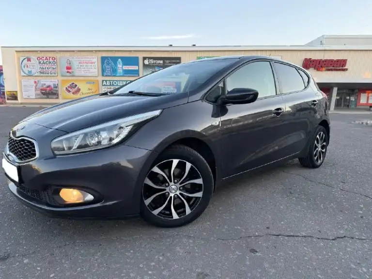 Kia ceed 2014 год
1.6 Бензин на обычном автомате,
Пробег 176000км.
Авто в хорошем состоянии ровная, целая все работает на 5 кондиционер холодит.
Безопасность вся на месте,
Кузов оцинкованный коррозии нет,
2 Ключа, обслужена.
Вложений не требует сел и поехал,
С документами полный порядок!
Возможно оформление в мрэо,
(Есть комплект зимней резины)
Цена 970т. Р
Могу скинуть видеообзор
Г. Донецк
+79493710826
📲 Tg: @oleg_bbb1
📞 Звоните: +7(949)3710826 - фотография - 3