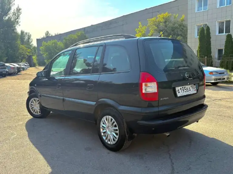 Продаю opel zafira a(опель зафира) 2004 года выпуска рестайлинг.
Родной пробег 238.000
Пригнана с германии в 2020 году, с этого момента 1 собственник. Авто в отличном состояние. Узаконенное гбо 4 поколения
Обслуженный мотор 1.6 работает прекрасно, коробка также в отличном состояние, ходовая часть в идеале
Кузов авто не гнилой!пороги, арки целые!
Более подробно расскажу по телефону
Юридически чистый автомобиль
510.000
Донецк
+79495097888 - фотография - 3