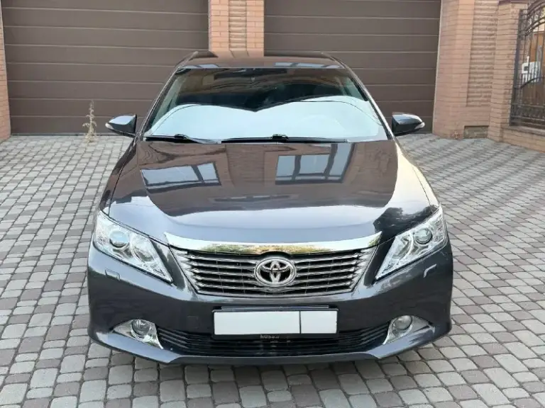 В продаже
Toyota camry
Год выпуска 2013
Авто в идеальном состоянии
Всегда был вовремя обслужен
Для подтверждения информации
Имеется сервисная книжка
Кузов в идеальном состоянии
Все стёкла зовадские
Мотор коробка работает идеально
Автомобиль весь обслужен
Стоит самый надежный мотор
2.5
Ходовая часть как новая
Два комплекта колёс
Родной пробег
198 Тсч

В богатой комплектации
Шикарный салон
Камера заднего вида
Двух зонный климат контроль
Круиз контроль
Подогрев сидений
Два ключа
Два комплекта резины

Документы в полном порядке
Полное переоформление
В мрэо

Цена за данный автомобиль

1 465 000 Торг разумный

Все остальные вопросы
По телефону
+79496358178 - фотография - 2