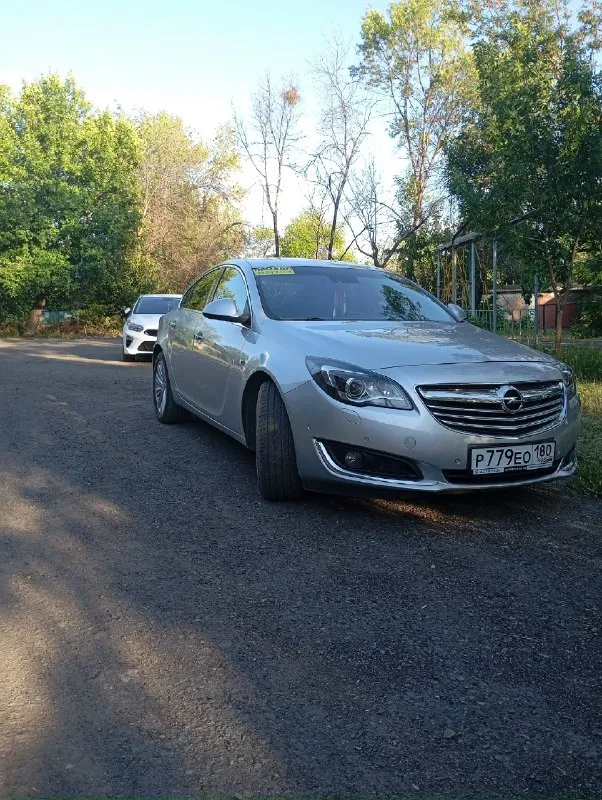 Opel инсигния 13г.1.6 т. Коробка автомат айсин, состояние хорошее, двух зонный климат, память вод. Сидения, подогрев, сидений и руля, вентиляция сидений, магнитола штатная, сенсорная с камерой заднего вида и навигатором кнопка старт-стоп, без ключевой доступ 4х дверей, резина новая, зима новая в подарок, акум новый, ремень ролики помпа новые, генератор перебран, салон как новый, кожа не затертая, кузов в идеале. Цена1,200000₽т. +79494793200
📞 Звоните: +7(949)4793200 - фотография - 2