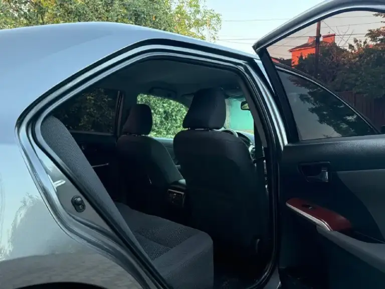 В продаже
Toyota camry
Год выпуска 2013
Авто в идеальном состоянии
Всегда был вовремя обслужен
Для подтверждения информации
Имеется сервисная книжка
Кузов в идеальном состоянии
Все стёкла зовадские
Мотор коробка работает идеально
Автомобиль весь обслужен
Стоит самый надежный мотор
2.5
Ходовая часть как новая
Два комплекта колёс
Родной пробег
198 Тсч

В богатой комплектации
Шикарный салон
Камера заднего вида
Двух зонный климат контроль
Круиз контроль
Подогрев сидений
Два ключа

Документы в полном порядке
Полное переоформление
В мрэо

Цена за данный автомобиль

1 470 000 Торг разумный

Все остальные вопросы
По телефону
+79496358178 - фотография - 7