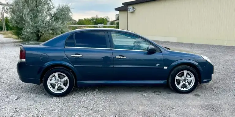 Цена 2️⃣9️⃣9️⃣.9️⃣9️⃣9️⃣тыс. Рублей срочно срочно срочно opel vectra c 2007год. 1.8 еко-тек. Кпп механика авто в нормальном рабочем состоянии. Мотор работает хорошо не дымит не троит. Ходовая новая все мягко и комфортно. Комплектация opc 2х-зонный климат контроль холодит и греет отлично. Датчики света и дождя, парк-троник, круиз-контроль, мульти-руль,4эл. Стклоподьемника, подогрев сидений, салон комбинированная кожа, литые диски. Ксенонавые фары. Документы в полном порядке. Юредически чистая штрафов, запретов, ограничений нет. Осмотр донецк. +7 9490350845 +7 918 513 6926 телеграмм
📞 Звоните: +7(949)0350845 - фотография - 6