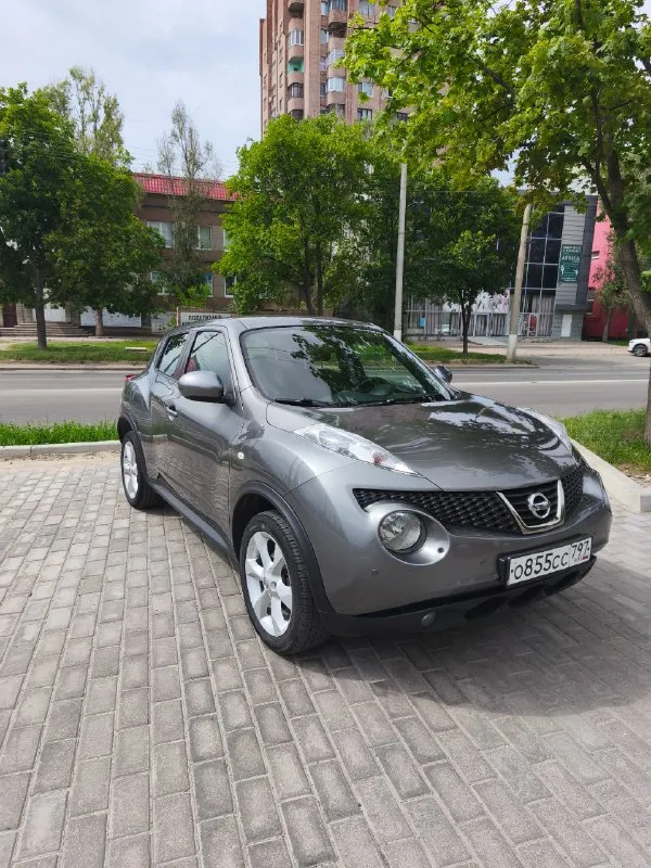 Nissan juke 2012 год
Двигатель 1.6
- Вариатор
Пробег 110 тыс. Км.
Автомобиль в отличном состоянии.
Оригинальное остекление, включая лобовое.
В хорошей комплектации: климат контроль, обогрев передних сидений, круиз контроль, abs, магнитола teyes с камерой заднего вида, airbag, передние и задние парктроники выведены на магнитолу, сигнализация.
1.1 Млн. Руб
+79591253516
📞 Звоните: +7(959)1253516 - фотография - 1