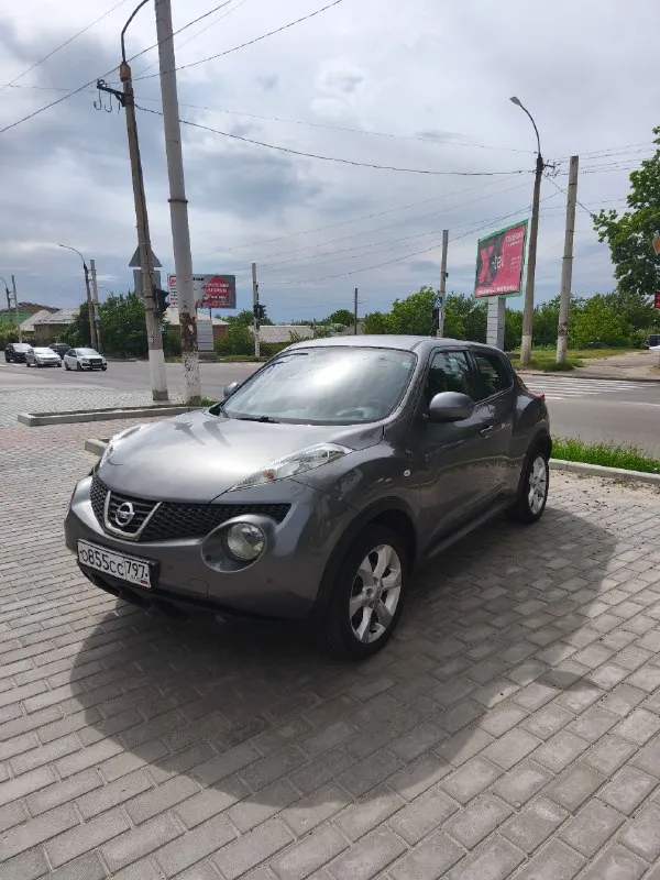Nissan juke 2012 год
Двигатель 1.6
- Вариатор
Пробег 110 тыс. Км.
Автомобиль в отличном состоянии.
Оригинальное остекление, включая лобовое.
В хорошей комплектации: климат контроль, обогрев передних сидений, круиз контроль, abs, магнитола teyes с камерой заднего вида, airbag, передние и задние парктроники выведены на магнитолу, сигнализация.
1.1 Млн. Руб
+79591253516
📞 Звоните: +7(959)1253516 - фотография - 3