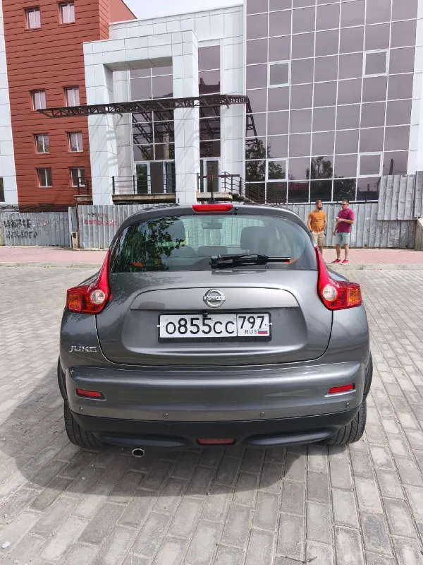 Nissan juke 2012 год
Двигатель 1.6
- Вариатор
Пробег 110 тыс. Км.
Автомобиль в отличном состоянии.
Оригинальное остекление, включая лобовое.
В хорошей комплектации: климат контроль, обогрев передних сидений, круиз контроль, abs, магнитола teyes с камерой заднего вида, airbag, передние и задние парктроники выведены на магнитолу, сигнализация.
1.1 Млн. Руб
+79591253516
📞 Звоните: +7(959)1253516 - фотография - 5