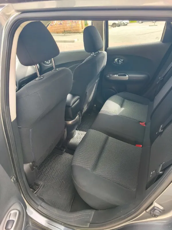 Nissan juke 2012 год
Двигатель 1.6
- Вариатор
Пробег 110 тыс. Км.
Автомобиль в отличном состоянии.
Оригинальное остекление, включая лобовое.
В хорошей комплектации: климат контроль, обогрев передних сидений, круиз контроль, abs, магнитола teyes с камерой заднего вида, airbag, передние и задние парктроники выведены на магнитолу, сигнализация.
1.1 Млн. Руб
+79591253516
📞 Звоните: +7(959)1253516 - фотография - 9