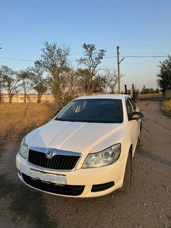 Продам skoda октавию 2013 год на автомате мотор 1.6 mpi. Самое лучшее сочетание двигатель и коробка. Машина в хорошем состоянии. Не стучит не гремит, коробка переключает без пинков, мотор работает без нареканий, салон отличный. Цена 850 торг+79493729980
📞 Звоните: +7(949)3729980 - фотография - 2
