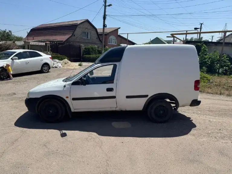 Продам opel комбо 2000г. Г. Макеевка цена: 230000₽ двигатель: 1.7 обычный, без турбины) коробка : механика 5-ти ступка привод: передний в машине есть гидроусилитель, задние парктроники, сигнализация с центральным замком. По машине проблем не каких все работает, по кузову есть незначительные нюансы в силу возраста, а так сел и поехал. Когда покупалась ездила на ростов-таганрог и по месту каждый день. Машина в семье два года, проблем не доставляла не каких, ездила и возила, продаем за ненадобностью так как последние пол года дед ездил только на рыбалку. +79499910908
📞 Звоните: +7(949)9910908 - фотография - 4