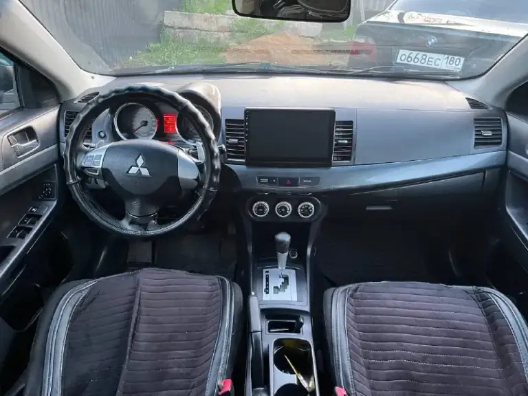 Продам mitsubishi lancer x 1.8 2008 год.
1 Владелец с салона !
Машина в родном окрасе ( из окраса : косметический окрас левого крыла, правое новое )
С документами полный порядок ! ( кредитов, штрафов, залогов нет )
Обслуживалась только у официального дилера !
По машине очень много вложено и сделано - неделю назад поставил новый двигатель ( в отличном состоянии 80т пробега ), новый масляный насос, сразу поставил новый комплект грм ( цепи, натяжители и так далее )
Машина всегда обслуживалась качественно и вовремя.
Автозапуск с ключа.
Стоит хорошая музыка с блютузом.
Коробка работают идеально без нареканий !
Осмотр донецк. Цена : 800 000. Торг !
+79494914212 - фотография - 7