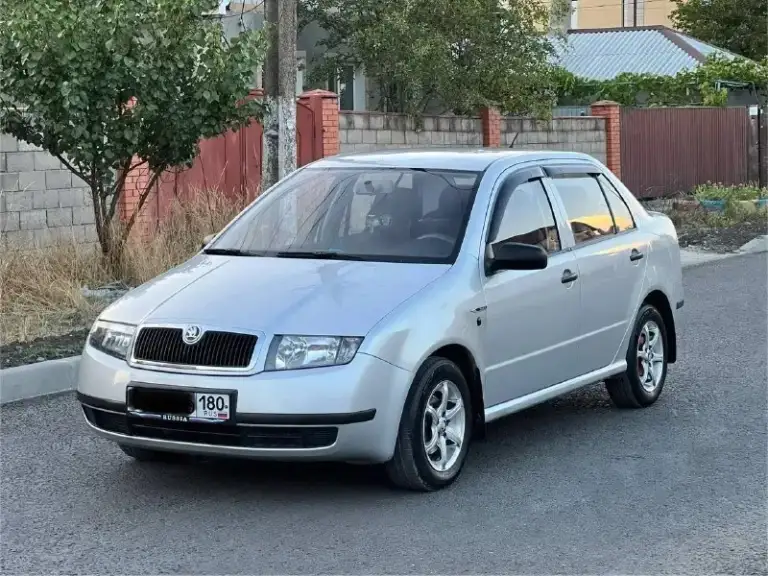 Продам автомобиль, skoda фабия,1.4 16 кл, с кондиционером, 2004 год, 1 владелец, родной пробег 141 тыс, км. Сервисная книжка, два ключа, автомобиль в дтп не участвовал, вложений не требует вообще, двигатель коробка в идеале, по ходовой части всё отлично, кондиционер дует, отдам комплект зимней резины на дисках, качественная музыка, установлено 4 поколения с документами полный порядок. Всем удачных продаж и покупок. Цена 465 000 рублей. Рассмотрю обмен. +79497527174 +79495528834
📞 Звоните: +7(949)7527174 - фотография - 1