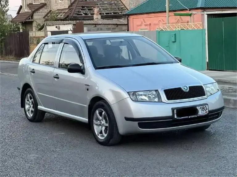 Продам автомобиль, skoda фабия,1.4 16 кл, с кондиционером, 2004 год, 1 владелец, родной пробег 141 тыс, км. Сервисная книжка, два ключа, автомобиль в дтп не участвовал, вложений не требует вообще, двигатель коробка в идеале, по ходовой части всё отлично, кондиционер дует, отдам комплект зимней резины на дисках, качественная музыка, установлено 4 поколения с документами полный порядок. Всем удачных продаж и покупок. Цена 465 000 рублей. Рассмотрю обмен. +79497527174 +79495528834
📞 Звоните: +7(949)7527174 - фотография - 3