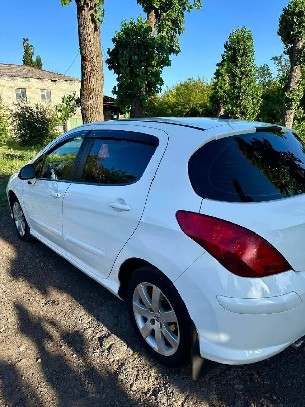 Продам peugeot 308, 1.6 мт, 2009 год, 178.000 км
Машина полностью обслужена, вложений никаких не требует, масла фильтра поменяны
Ходовая взбитая, без проблем
Коробка идеал, механика
Двигатель 1.6 масло не берёт, не дымит, не троит, работает ровно
Кузов без дтп, вид красивый, без косяков
R15 диски на свежей летней резине
Салон опрятный, чистый и ухоженный, без посторонних запахов
Продажа от хозяина, документы в полном порядке, готовы к продажи
Осмотр г. Свердловск
Цена : 420000 рублей + торг реальному покупателю возле капота
Звонить : +79595720880
📞 Звоните: +7(959)5720880 - фотография - 3