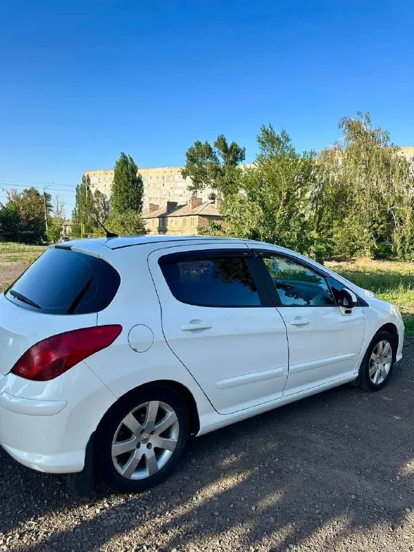 Продам peugeot 308, 1.6 мт, 2009 год, 178.000 км
Машина полностью обслужена, вложений никаких не требует, масла фильтра поменяны
Ходовая взбитая, без проблем
Коробка идеал, механика
Двигатель 1.6 масло не берёт, не дымит, не троит, работает ровно
Кузов без дтп, вид красивый, без косяков
R15 диски на свежей летней резине
Салон опрятный, чистый и ухоженный, без посторонних запахов
Продажа от хозяина, документы в полном порядке, готовы к продажи
Осмотр г. Свердловск
Цена : 420000 рублей + торг реальному покупателю возле капота
Звонить : +79595720880
📞 Звоните: +7(959)5720880 - фотография - 5