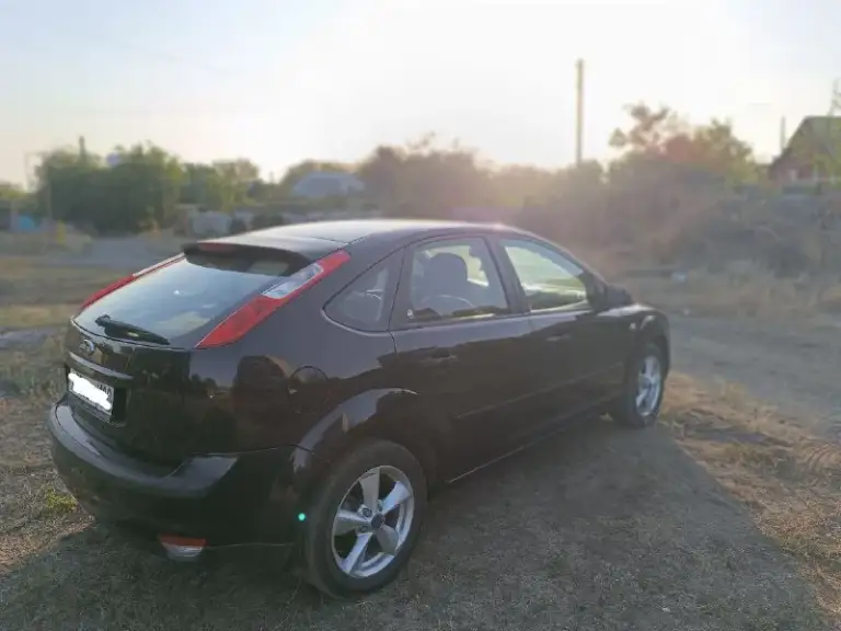 Продам ford фокус 2 я собственник цена 640 000. 2006 год выпуска 180.000 км пробег. Двигатель 1,6 бензин, 5-ти степная механическая коробка передач, целый ухоженный салон, внутри не курили. В такси не был. В дтп не была. Климат работает, гур, новая летняя резина, вся ходовка перебрана, всё что нужно было поменять заменено. Стоит хорошая музыка. Состояние сел, поехал куда угодно. +7949-396-53-71 игорь машина находится в снежном. Если не дозвонитесь то пишите в личку, связь очень плохая.
📞 Звоните: +7(949)3965371 - фотография - 1