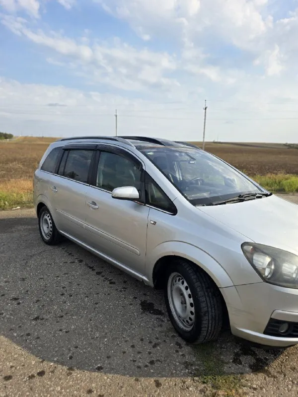 Продам 7-ми местный авто zafira b 2005года
В авто установлен бензиновый двигатель объемом 2.2литра в связке с 6-ст мкпп
Из опций:
Датчик света/дождя
Круиз контроль
Панорамная крыша
Подогрев зеркал
Система (hsa)
Кондиционер
Аbs
По птс я первый хозяин фактически 3ий
Осмотр город торез
Цена: 700тыс руб
Тел: +79494934126
📲 Tg: @navi911
📞 Звоните: +7(949)4934126 - фотография - 8