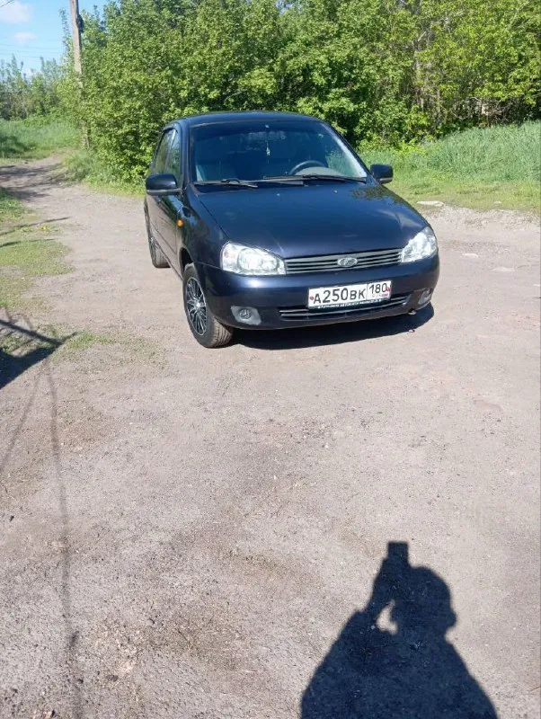 Продам ваз калина 2008 года, седан. Объем: 1.4, 16 клап. Бензин. Авто в отличном состоянии. С салона - 1 хозяин. Пробег: 74 тыс. Комплектация: эур, стеклоподъёмники 2, подогрев заднего стекла и зеркал, регистратор, камера заднего вида, сигнализация, регулировка руля по высоте. Два ключа. Два комплекта резины (зима-шипы на штампах, лето- титаны). Вложений никаких не требует. Цена: 460 000 руб. Номер для связи: +79493422805. Горловка.
📞 Звоните: +7(949)3422805 - фотография - 6