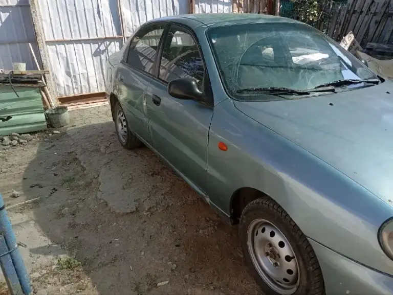Продам шевроле ланос, 1.5; 2007 г.
Состояние кузова видно на фото, все вопросы по телефону+79494990218.
Осмотр г. Мариуполь.
Цена 200 000 руб. , торг. - фотография - 1