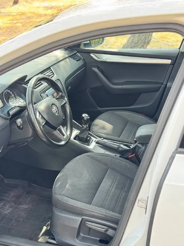 🇨🇿 Skoda octavia a7

💰Цена: 1 555 000р
🏢Город: мариуполь
📅Год выпуска: 2019
🧾Пробег: 148 186 км.
⚙️Двигатель: 1.6
⛽Топливо: бензин
⚙️Кпп: механика

📞 Телефон:

+7-949-727-41-51
+7-989-263-55-56
+7-949-551-91-52

💾 Описание:

✅ Один владелец, птс оригинал.
✅ Надежный двигатель cwv
✅ Техническая часть на 5+
✅ Оригинальный пробег.
✅ Родная краска 💯%
✅ Рестайлинг.

Улица шевченко 269

⚠️Бесплатно доставим этот или другой автомобиль в донецк, макеевку, бердянск, мелитополь и другие города новых территорий после детального видеообзора со всевозможными диагностиками⚠️

🏦 Возможна продажа в кредит по двум документам. - фотография - 9