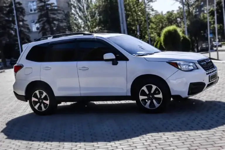 ‼️Продам ‼️
Subaru forester sj 2018г. В.
2.5Л. Бензин 171 л. С. 4wd
Пробег: 180 000км
Постоянный полный привод. Адаптивный круиз контроль, удержание в полосе, датчик слепых зон, камера заднего вида.
Панорамный люк.
Автомобиль просторный, проходимый, вместительный. Хорош в городской динамике, приятен по трассе, достоен по бездорожью.
Г. Донецк
Учет днр. Я хозяин.
Цена: 1.900.000₽
+79494041516 - фотография - 2
