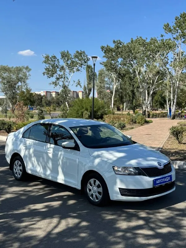 🥰 Skoda rapid

💰Цена: 990 000р
🏢Город: мариуполь
📅Год выпуска: 2019
🧾Пробег: 210 049 км.
⚙️Двигатель: 1.6 110 л. С
⛽Топливо: бензин
⚙️Кпп: механика

📞 Телефон:

+7-949-727-41-51
+7-989-263-55-56
+7-949-551-91-52

💾 Описание:

Всеми любимый, проверенный вре. .. Img/emoji/40/e29c85.png')">✅ маленький расход топлива.
✅ Подтвержденный пробег.
✅ Техническая часть на 5+
✅ Южная эксплуатация.
✅ Родная краска (один косметический подкрас)

Кондиционер ❄️ (работает отлично), электропакет, abs, airbag, усилитель руля, центральный замок, магнитола с apple carplay и androidavto, подогрев сидений.

Улица шевченко 269

⚠️Бесплатно доставим этот или другой автомобиль в донецк, макеевку, бердянск, мелитополь и другие города новых территорий после детального видеообзора со всевозможными диагностиками⚠️

🏦 Возможна продажа в кредит по двум документам. - фотография - 3