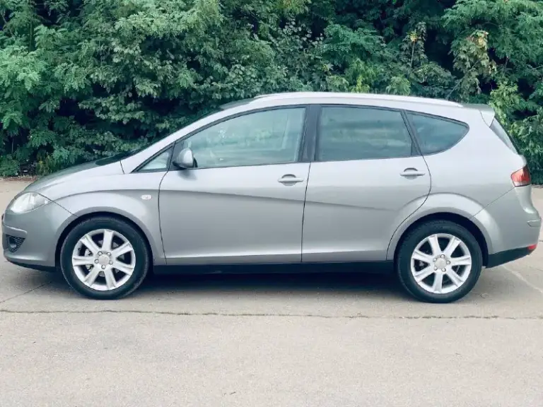 Seat altea xi
2008Г бензин 1,4 (122л. С. )
Коробка механика 6ст
Пробег 287000км
-Климат контроль ( кондиционер заправлен)
-Датчики света
-Датчики дождя
-Круиз контроль
-Мультируль
-Электо складывающиеся зеркала (с обогревом)
-Атермальное остекление (задние шторки)
-Парк поник
-2Din магнитола с камерой заднего вида
Автомобиль полностью обслужен, я собственник
Г. Горловка
Цена : 680000₽
Тел: +79493210490
📞 Звоните: +7(949)3210490 - фотография - 4