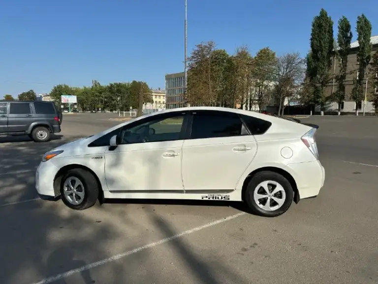 Продам приус 2013г
Пробег 230к
Я собственник, машина в очень хорошем состоянии, без каких либо нареканий по технике, батарея в порядке(проверяли в профильном сервисе)
Абсолютно все работает, салон чистый, ухоженный.
Ходовая в полном порядке, без каких либо звуков. Свежая резина
Машина на 90% в родной краске
На все вопросы отвечу
+79591337197
Цена: 1.350.000
Разумный торг присутствует
👤
📞 Звоните: +7(959)1337197 - фотография - 6