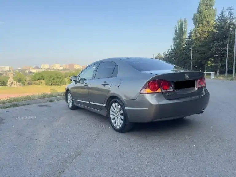 В продаже
Honda civic viii 2007 г.
1.8 (140 Л. С. )

Авто в хорошем состоянии, во владении 1 год, по авто нареканий нет, ни разу не подводил, надежное авто японское качество.
Не дымит, не троит
Без нареканий, переключает плавно
По кузову: арки обработаны, двери, пороги без гнили фото дополнительно могу сбросить.
За время эксплуатации было сделано:
- Рулевая рейка (ремонт 35 т. Р. , сделано качественно)
- Заменен температурный датчик
- Замена всех расходников то
- Новый акб
От авто не избавляюсь, продаю не спеша, продажа в связи с покупкой нового авто.
Цена 800 000₽
+79010004863 (Telegram, whatsapp)
📞 Звоните: +7(901)0004863 - фотография - 5