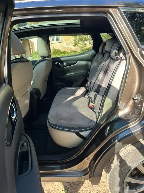 Nissan qashqai j11, 4wd cvt, 2014 г, 2.0 л, полная комплектация, полный привод. Автомат. Пробег 143000. Машина в хорошем состоянии. Панорама, парктроники передние, задние, камера 360 градусов, помощник удержания полосы, помощник слепых зон, сигнализация с авто запуском, климат контроль 2-х зонный, навигационная система, кнопка старт/стоп, заводские фары bi-led, авто включение дальнего/ближнего света, датчик дождя, света, система мониторинга усталости водителя. Имеется фаркоп, но я им никогда не пользовалась. Кузов оцинкован. Комплект зимней резины.
Цена 1 580 000,00. Торг. Машина находится в г. Счастье. +79595053436
📞 Звоните: +7(959)5053436 - фотография - 6