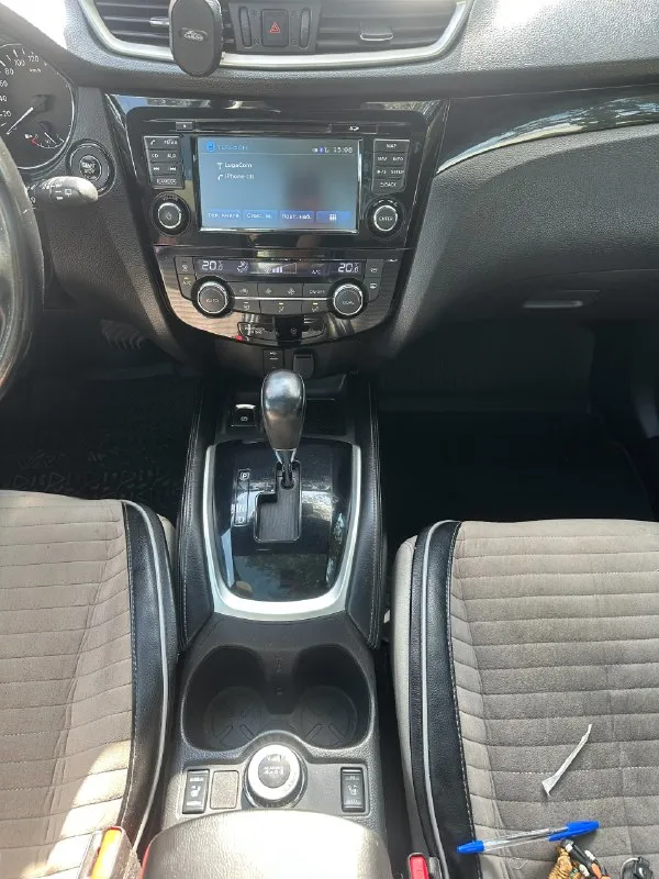 Nissan qashqai j11, 4wd cvt, 2014 г, 2.0 л, полная комплектация, полный привод. Автомат. Пробег 143000. Машина в хорошем состоянии. Панорама, парктроники передние, задние, камера 360 градусов, помощник удержания полосы, помощник слепых зон, сигнализация с авто запуском, климат контроль 2-х зонный, навигационная система, кнопка старт/стоп, заводские фары bi-led, авто включение дальнего/ближнего света, датчик дождя, света, система мониторинга усталости водителя. Имеется фаркоп, но я им никогда не пользовалась. Кузов оцинкован. Комплект зимней резины.
Цена 1 580 000,00. Торг. Машина находится в г. Счастье. +79595053436
📞 Звоните: +7(959)5053436 - фотография - 9