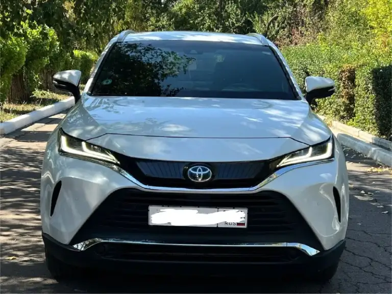 В продаже toyota venza
Год: 2021
Пробег: 125.000 км.
Двигатель: 2.5 гибрид
Привод: полный
Машина в отличном состоянии, привозили лично для себя
Я первый владелец в рф
Смешной расход 6 литров
Полный бак 55 литров хватает на 700+ км
Замена масла, фильтров каждые 7.000 км
Сейчас только после то
Климат контроль, эл. Зеркала, складывание зеркал, эл. Регулировка сидений, память сидений, подогрев и вентиляция сидений, подогрев руля, эл. Регулировка положения руля, мультируль, кнопка start/stop, бесключевой доступ, беспроводная зарядка, электропривод багажника, электро ручник, auto hold, два комплекта ключей
Удержание в полосе и многое другое.
Так же новая летняя резина kumho, проехал на ней только 300км
Так же новая зимняя резина ikon(nokian)
Цена: 3.850.000₽
Телефон: +79497390987
📞 Звоните: +7(949)7390987 - фотография - 1