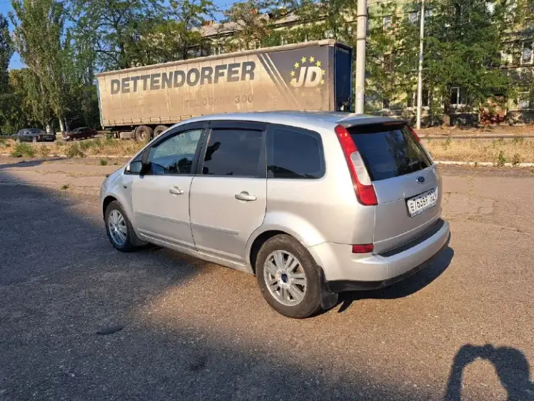Ford c-max 2007 г. В. Автомобиль в отличном состоянии, родной пробег 211 тыс. Км. Бережная эксплуатация и своевременное обслуживание. Без дтп, последние 7 лет находится в одной семье. Комплектация: •2.0 л (145 л. С. ) •мкпп 5 ст. •2-ух зонный климат контроль •электрорегулировка и подогрев передних сидений •обогрев заднего стекла •установлено гбо, официально вписано в птс ( с текущими ценами на бензин очень большая экономия) •4 электростеклоподъемника •электорегулировка боковых зеркал •комплект летней резины на литых дисках и зимней на штампах •гидроусилитель руля •андроид магнитола •2 комплекта ключей любые проверки за ваш счёт. Цена 660 тыс. Руб, все разговоры о возможном разумном и обоснованном торге, только около автомобиля при покупке номер телефона +79493160813, телеграмм на этот же номер осмотр г. Макеевка
📞 Звоните: +7(949)3160813 - фотография - 5