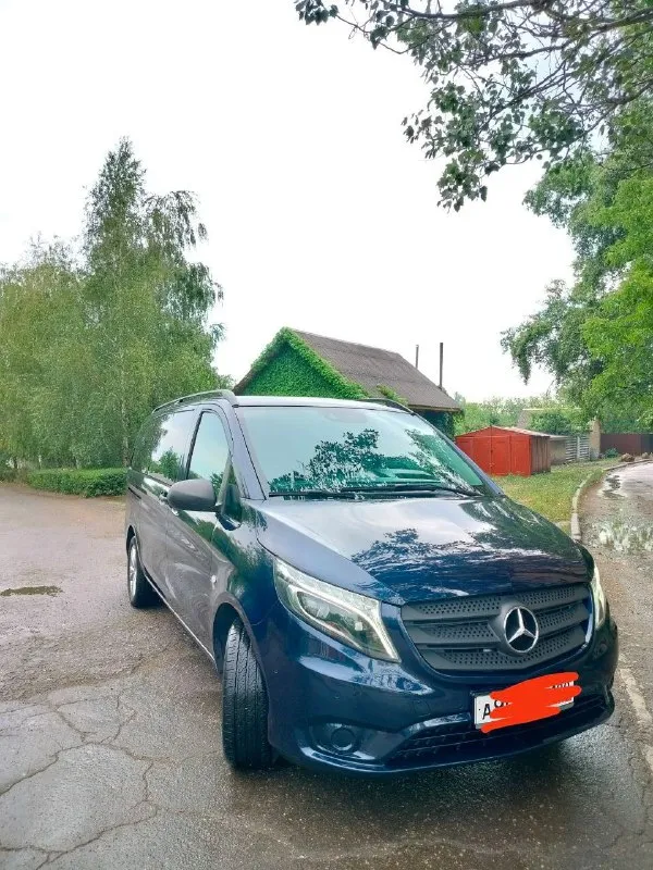 Год 2019. Вито 119 в отличном состоянии
Объем 2.1 190 л. С.
Полный привод, автомат
Хорошая комплектация, всё кроме регулировки сидений
Вебаста заводская
Круиз
Удержание в полосе
Авто парковка, и многое другое
Ввезен из германии для себя
В днр 1 собственник
Полное каско

77000 Родного пробега.
Родной окрас
Любые проверки. Город макеевка. В личку не писать, объявление не моё. Цена 5.200.000 + торг при осмотре.
По всем вопросам звонить по телефону: +7949330-40-37
📞 Звоните: +7(949)3304037 - фотография - 2