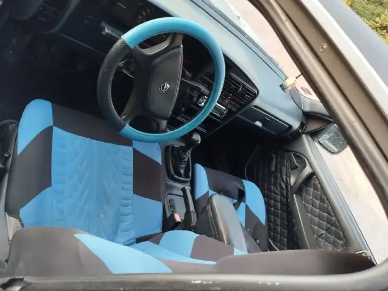 Продам opel двигатель 2.0 инжектор дисковые тормоза в круг, гур, электрорегулировка зеркал. Коробка 5 ступка все передачи на месте, по ходовой полный порядок, по электрике все работает, приятый салон, в неплохом состоянии, по дну, порогам целый, на дороге чувствует себя хорошо, каждый день на ходу. Г. Енакиево цена 100к, возможен обмен отсталые вопросы в лс или по телефону +79490245337 +79495191207
📞 Звоните: +7(949)0245337 - фотография - 3
