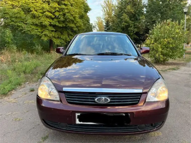 Срочно ! 🚨

Продам приору
Год 2010
Автомобиль гаражного хранения
Я второй собственник
Покупалась при пробеге 22 тысячи !
На данный момент пробег 141 тысяча родной не мотаный !

Документы в полном порядке переоформление без проблем

Описание :
Автомобиль в отличном состоянии вложений не требует сел и поехал
Двигатель 1.6 16 клапанный работает без лишних звуков тянет бодро не троит не дымит масло от замены до замены
Коробочка переключает отлично без хрустов и вылетов !
Ходовая часть вся новая едет как мячик !
Дно пороги в идеале не варены стаканы лонжероны в заводских герметиках не варилось и не крутилось
Авто без дтп
По кузову без рыжиков и гнили от слова совсем
По лкп есть косметические окрасы 3 детали ! Попрошу без лишних вопросов !
Салон идеал соответствует пробегу !
Резина r14 лето 2025г так же есть зима 2024 года шиповка
Все остальные вопросы по телефону !
Цена авто 435 тысяч рублей реальному покупателю сделаю торг при осмотре авто
Номер для связи +79495904825 - фотография - 1