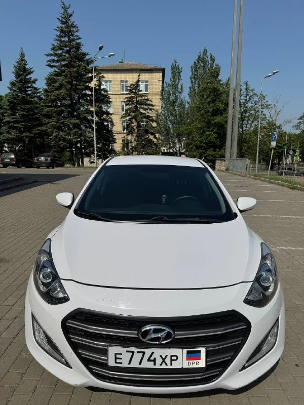 Продам hyundai elantra 2015г.
Кузов хетчбэк
Двигатель 2.0 бензин.
Автоматическая кпп
Пробег 90т. Км.
Продаю собственную машину, очень ухоженна, в идеальном состоянии, в заводском окрасе.
Полная комплектация, мультируль, двухзонный климат контроль. Датчик давления в шинах. Круиз-контроль. Обогрев сидений, зеркалов и лобовое. Полный электропакет.
Цена 1 300 000 руб.
Донецк
Телефон +79493455210
+79885442858 (Ватсап)
📲 Tg: @m_arina9
📞 Звоните: +7(949)3455210 - фотография - 4