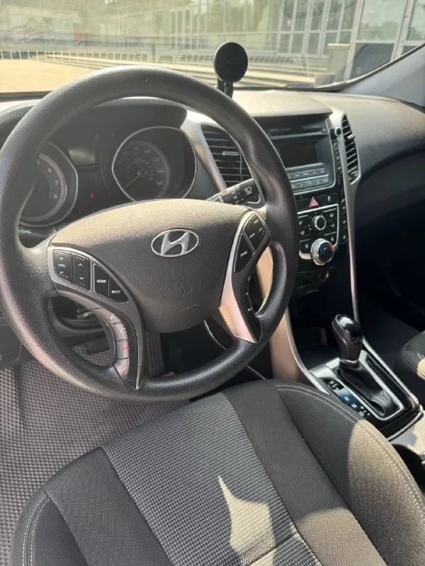 Продам hyundai elantra 2015г.
Кузов хетчбэк
Двигатель 2.0 бензин.
Автоматическая кпп
Пробег 90т. Км.
Продаю собственную машину, очень ухоженна, в идеальном состоянии, в заводском окрасе.
Полная комплектация, мультируль, двухзонный климат контроль. Датчик давления в шинах. Круиз-контроль. Обогрев сидений, зеркалов и лобовое. Полный электропакет.
Цена 1 300 000 руб.
Донецк
Телефон +79493455210
+79885442858 (Ватсап)
📲 Tg: @m_arina9
📞 Звоните: +7(949)3455210 - фотография - 7