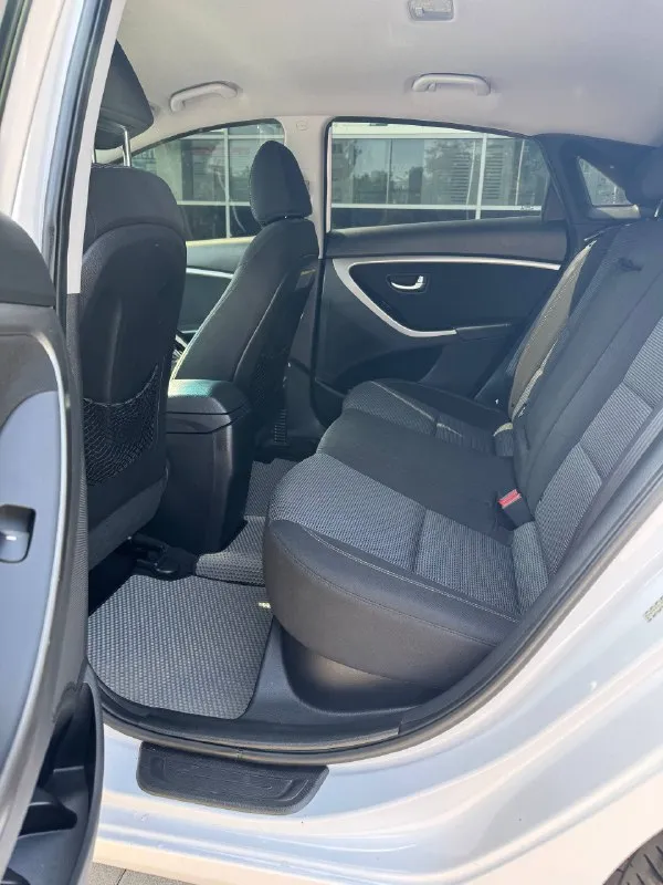 Продам hyundai elantra 2015г.
Кузов хетчбэк
Двигатель 2.0 бензин.
Автоматическая кпп
Пробег 90т. Км.
Продаю собственную машину, очень ухоженна, в идеальном состоянии, в заводском окрасе.
Полная комплектация, мультируль, двухзонный климат контроль. Датчик давления в шинах. Круиз-контроль. Обогрев сидений, зеркалов и лобовое. Полный электропакет.
Цена 1 300 000 руб.
Донецк
Телефон +79493455210
+79885442858 (Ватсап)
📲 Tg: @m_arina9
📞 Звоните: +7(949)3455210 - фотография - 9