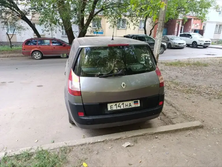 Продам срочно renault сценик 2004 год. Двигатель 2. Л коробка механика 6 ст. Стоит газ евро 4. Машина в идеальном состоянии. Ходовая вся новая от а до я двигатель - коробка тоже. Машина 7 местная. Косяки видно на фото проблема с порогом на шиномонтаже поставили домкрат не правильно на крыше полезла краска. В машину было в лодино более 230 тыс. Рублей. Звоните всё расскажу. Машина пригонялась с финляндии 2019 году. +7-949-023-98-98 цена 530.000
📲 Tg:. ...
📞 Звоните: +7(949)0239898 - фотография - 2