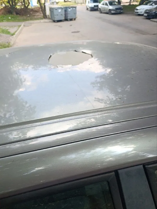 Продам срочно renault сценик 2004 год. Двигатель 2. Л коробка механика 6 ст. Стоит газ евро 4. Машина в идеальном состоянии. Ходовая вся новая от а до я двигатель - коробка тоже. Машина 7 местная. Косяки видно на фото проблема с порогом на шиномонтаже поставили домкрат не правильно на крыше полезла краска. В машину было в лодино более 230 тыс. Рублей. Звоните всё расскажу. Машина пригонялась с финляндии 2019 году. +7-949-023-98-98 цена 530.000
📲 Tg:. ...
📞 Звоните: +7(949)0239898 - фотография - 4