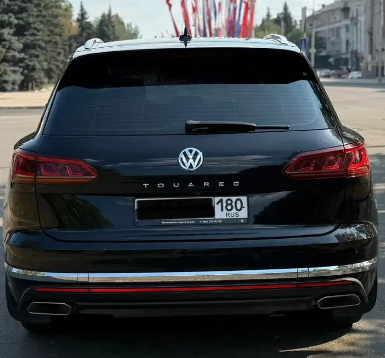 Volkswagen touareg 2018 год 3-л пробег :160 тысяч 286-🐎 2-ключа машина покупалась в украине колеса r20,зима на дисках r19(резина хорошая) бесключевой доступ на 4-х дверях открытие багажника взмахом ноги память настроек водительского сиденья- активное шасси с пневмоподвеской—регулировка руля—навигационная система disсоvеry рrеmium ( пробки, распознавания знаков и камер)—электропривод крышки багажника—расширенная отделка кожей наппа включая торпедо и карты дверей—электроподогрев: сидений, руля, форсунок омывателя—зимний пакет—полностью светодиодные адаптивные фары маtriх—усиленный воздухоочиститель—система автоматической парковки—омыватель фар—активный круиз-контроль (дистроник)—удержание по полосе, подруливание, избежание столкновений проекция на лобовое стекло весь в родне, морда в броне ! Цена :4 650 000 торг реальному 📲+79493619310 осмотр макеевка.
📞 Звоните: +7(949)3619310 - фотография - 5